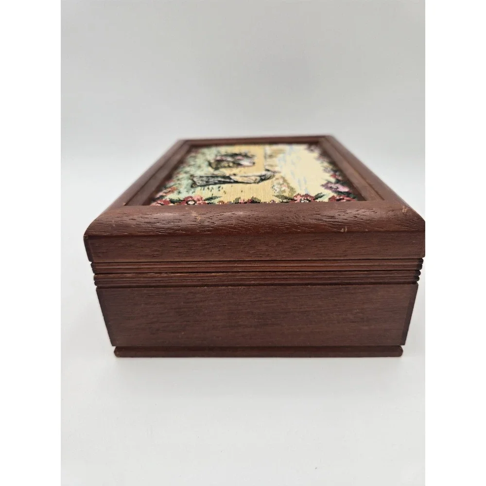 Tapestry Jewelry Chest Box Wood 2-tier Gold Velvet  Pat Yoshikawa Japan Gleaners